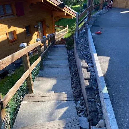 アパート Chalet Apartment- Hottub, Garden, 2 Ensuite Bathrooms, 2 Bedrooms. *